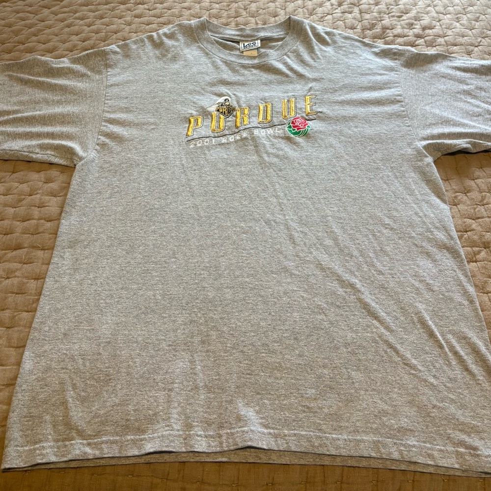 Vintage 2001 Purdue Boilermakers Rose Bowl Embroidered T-Shirt Size XL Lee Sport
